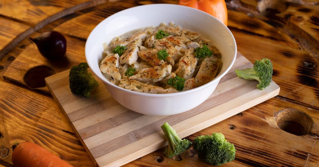 Enjoy Mess-Free Creamy Garlic Chicken Pasta Every Weeknight